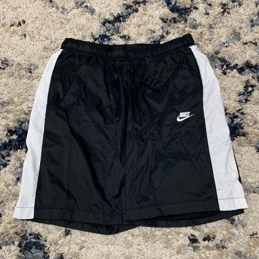 Men’s Large Nike Dri-Fit Woven Shorts Black White